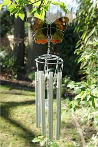 Carillon &#233;olien avec papillon vulcain